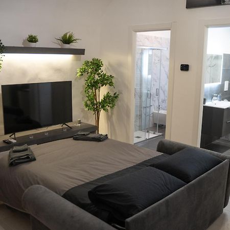 Dietro Al Plebiscito Luxury Suite Νάπολη Εξωτερικό φωτογραφία