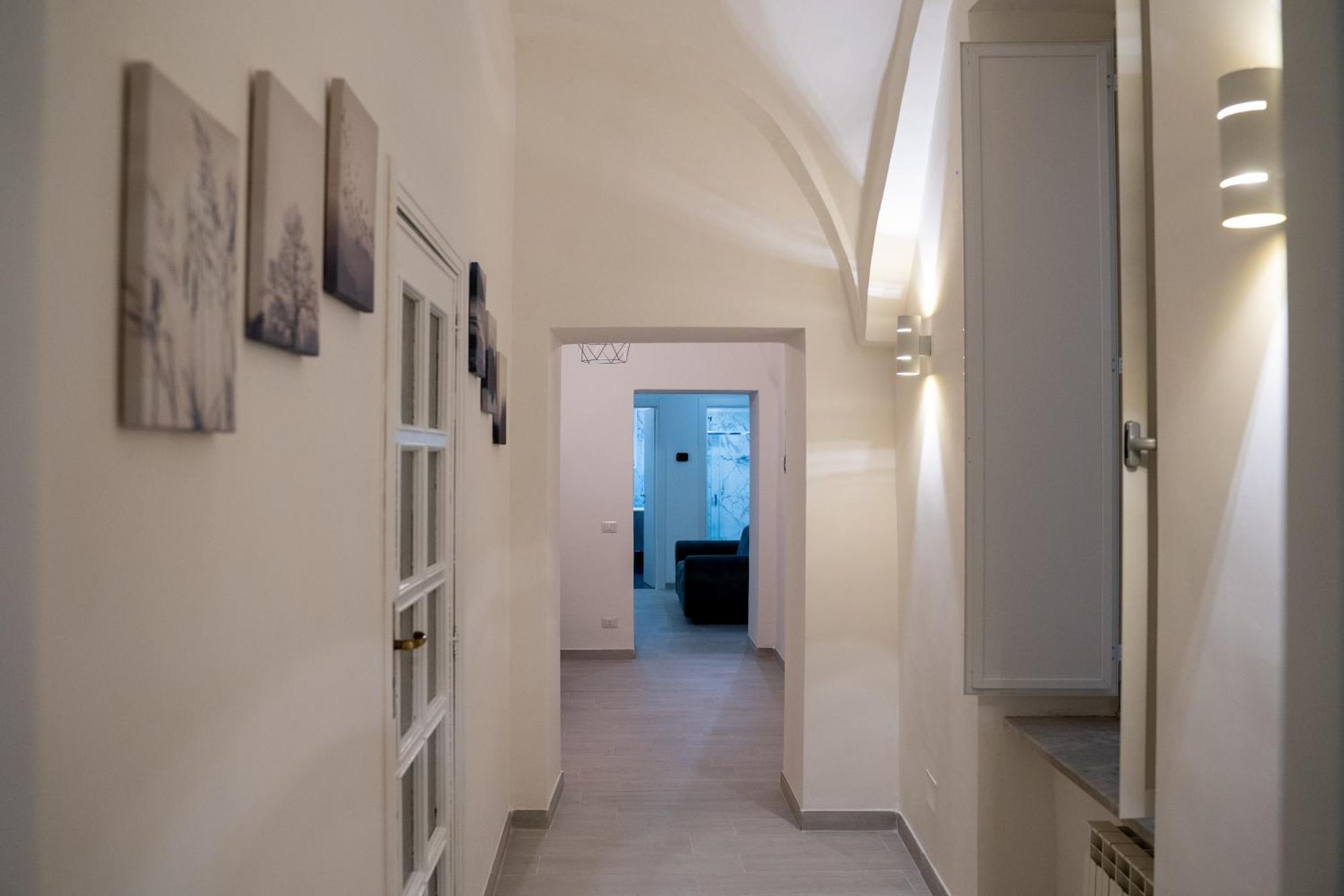 Dietro Al Plebiscito Luxury Suite Νάπολη Εξωτερικό φωτογραφία